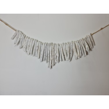 White Wash Driftwood Wall Hanger