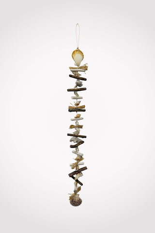 Cerethium Shell and Raffia Garland